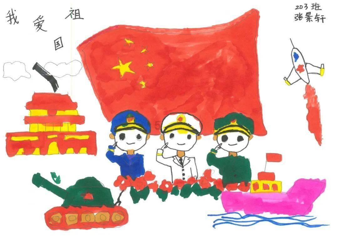 小学生期末考前一晚呆在房间，父母以为她在复习，其实在对着课本鞠躬！